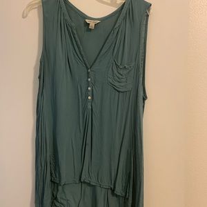 Sleeveless top